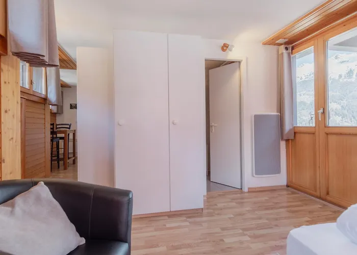 Dans Beau Village De Suisse * Grimentz